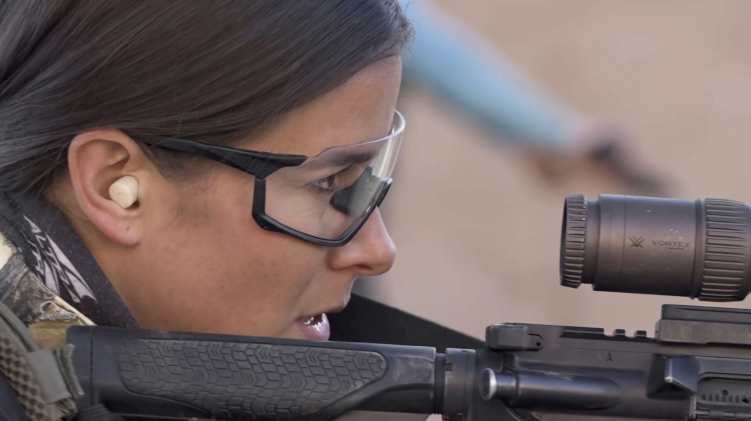 Corinna Coffin, Hybrid Athlete and Tactical Games Star, Conquers ACL Injury with Resilience |